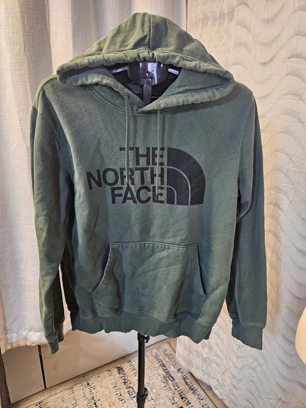 The North Face Half Dome Pullover Hoodie Size M Thyme Green
